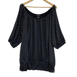 Torrid Cold Shoulder Top Womens 3 3X Black Silver Metallic Textured Festive